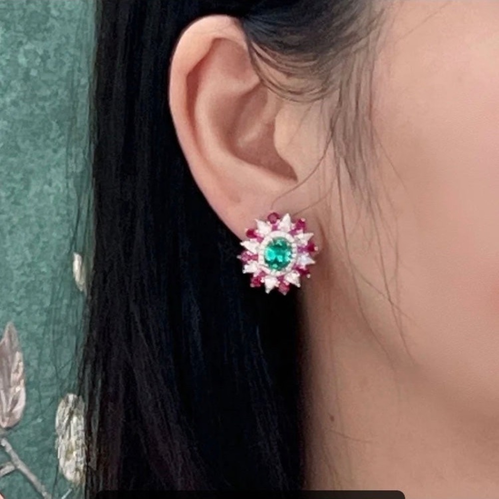 Absolutely Stunning Emerald And Ruby Lab Created … - image 3